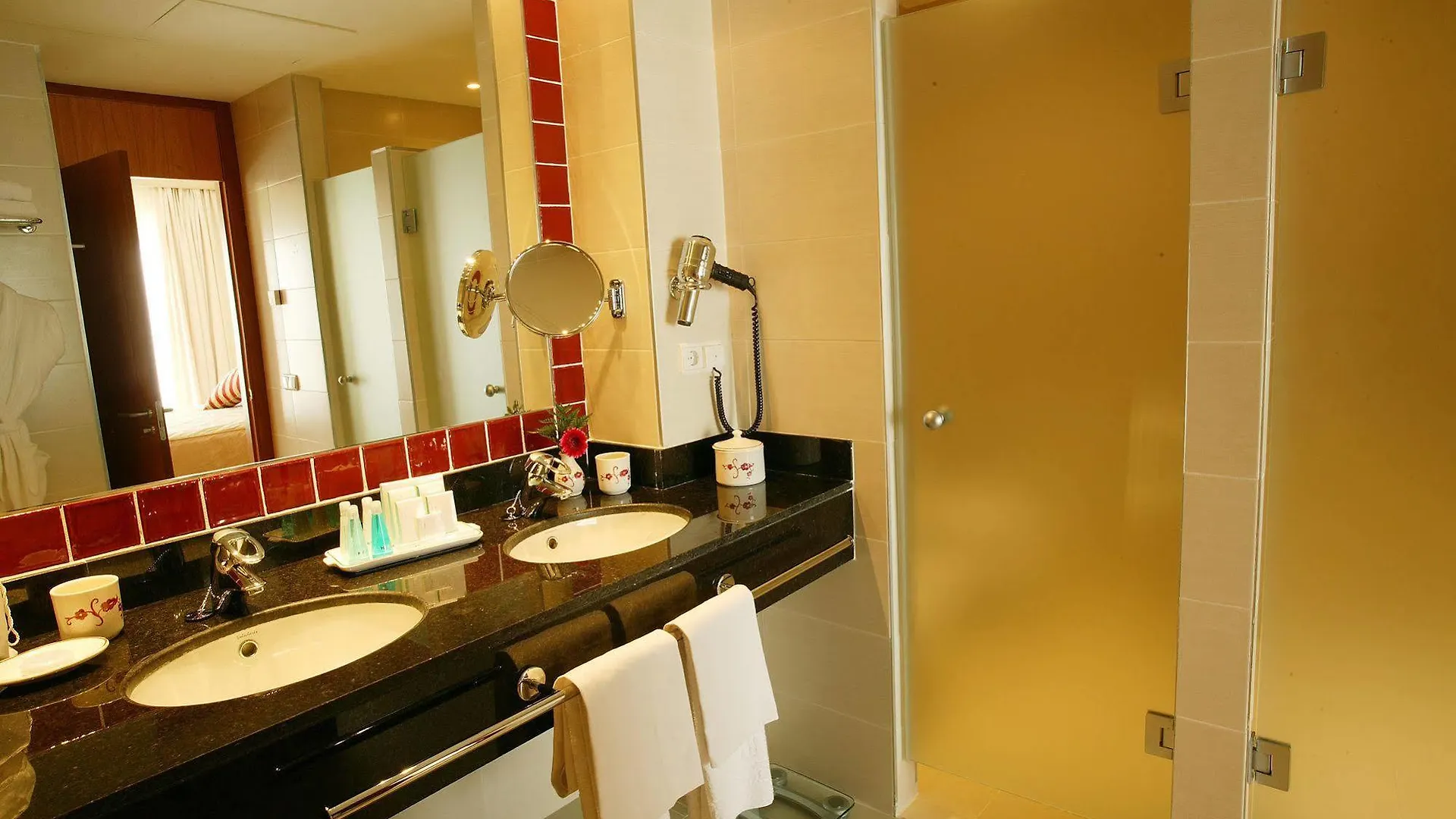 ***** Hotel Blau Portopetro Beach Resort & Spa Španělsko